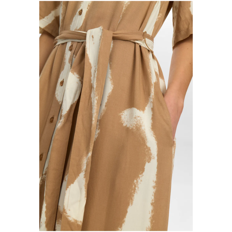 NUMPH NUESTELLE DRESS - Tannin